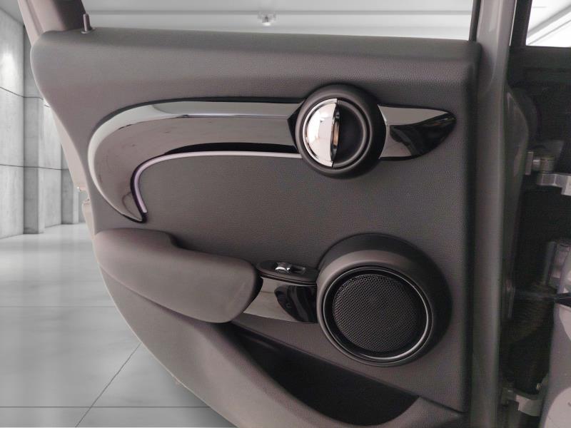 MINI Mini 5p 1.5 cooper jcw auto
