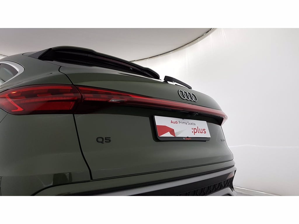 AUDI Q5 sportback 2.0 tdi mhev+ s line edition quattro 204cv s-tronic
