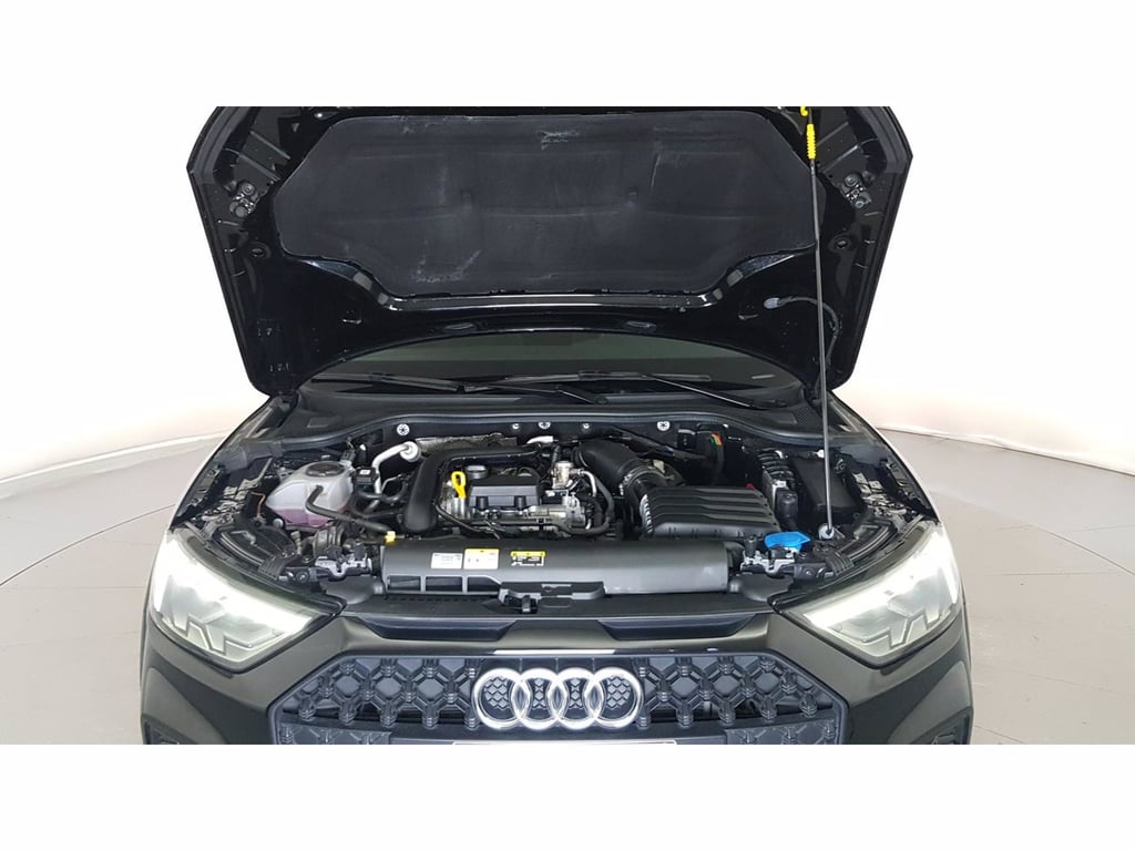 AUDI A1 allstreet 30 1.0 tfsi identity contrast 110cv s tronic