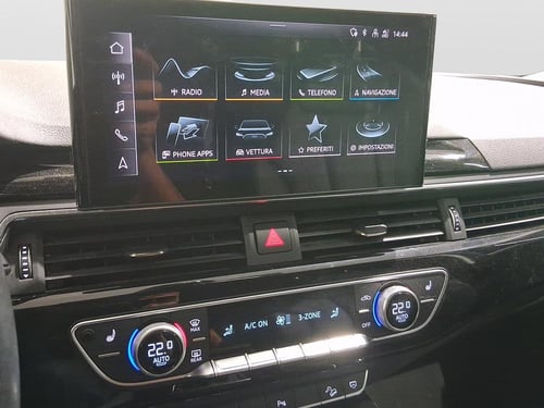 AUDI A4 allroad 40 2.0 tdi mhev identity contrast quattro 204cv s-tronic