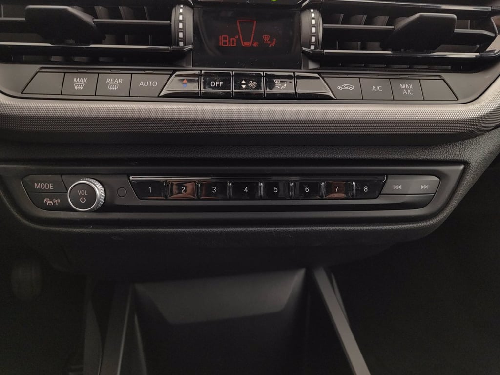BMW 116i advantage