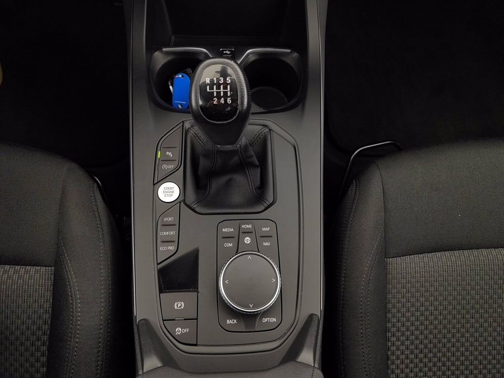 BMW 116i advantage