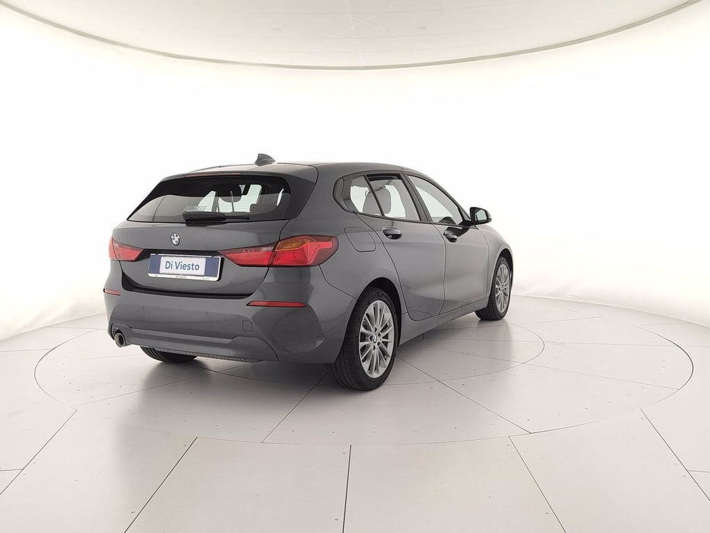 BMW 116i advantage