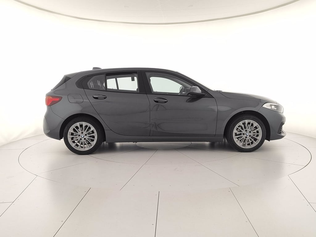 BMW 116i advantage