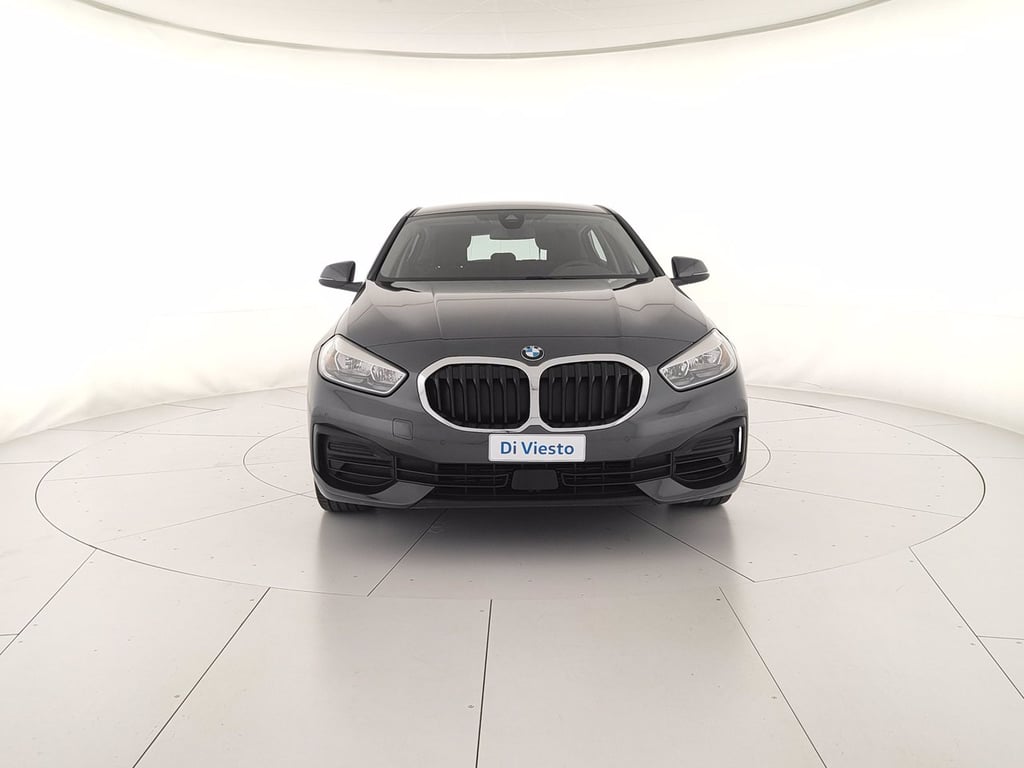 BMW 116i advantage