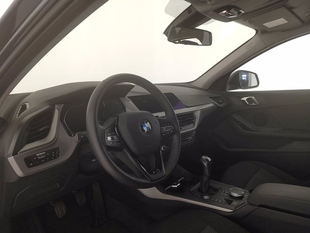 BMW 116i advantage