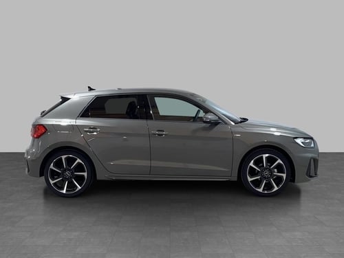AUDI A1 sportback 25 1.0 tfsi s line edition s-tronic my20