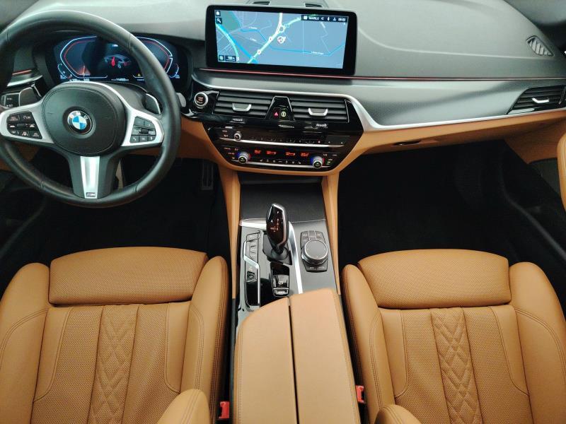 BMW 530d touring mhev 48v xdrive msport auto