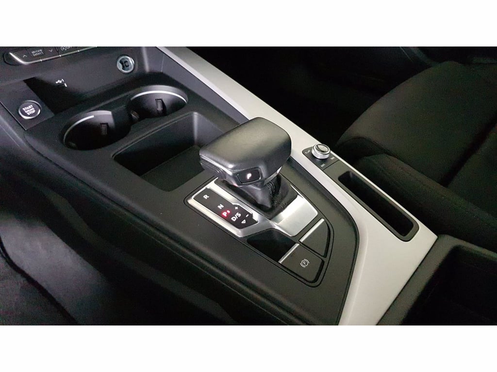 AUDI A4 avant 30 2.0 tdi mhev s line edition 136cv s-tronic