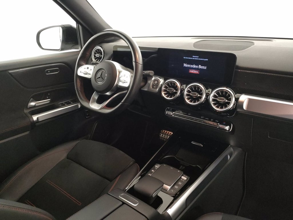 MERCEDES Glb 200 d premium auto