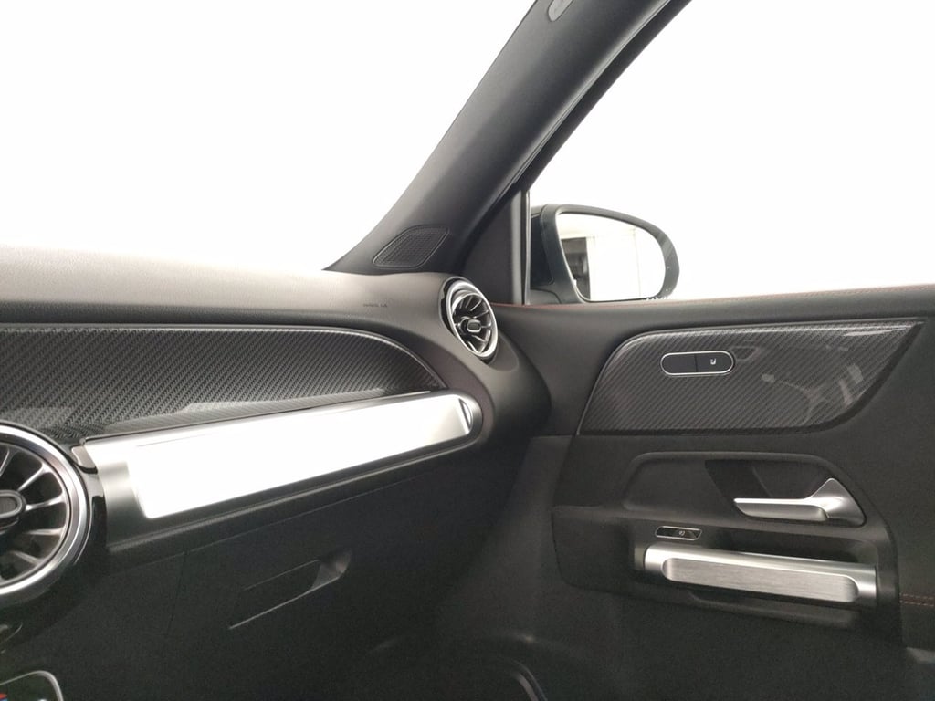 MERCEDES Glb 200 d premium auto