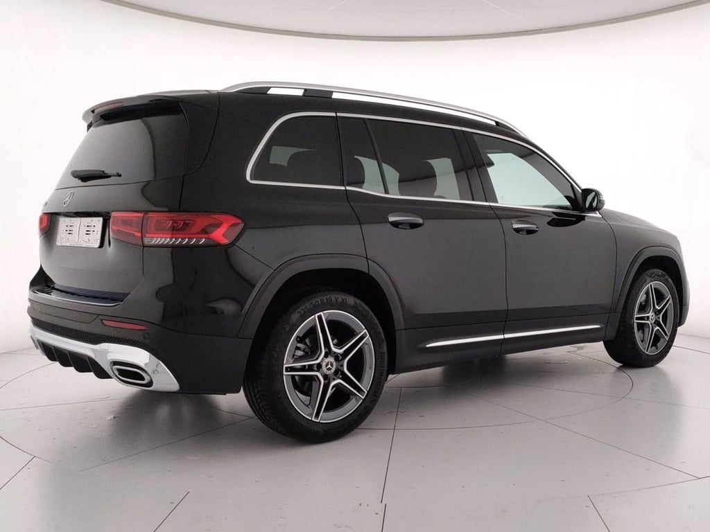 MERCEDES Glb 200 d premium auto