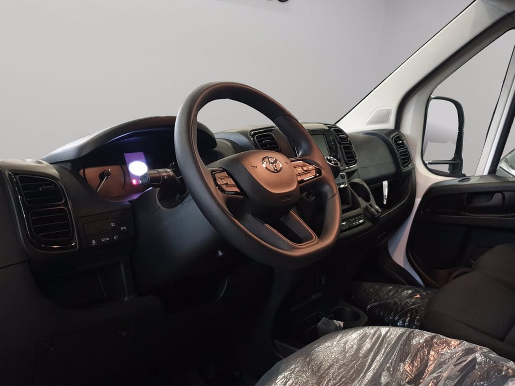 TOYOTA Proace max 33 2.2d 120cv l2h2