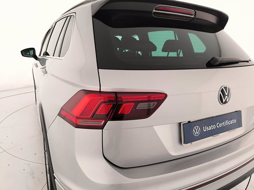 VOLKSWAGEN Tiguan 2.0 tdi r-line 150cv dsg