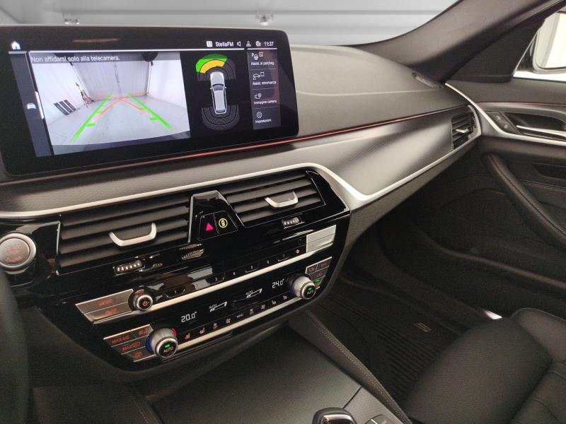 BMW 530d touring mhev 48v xdrive msport auto