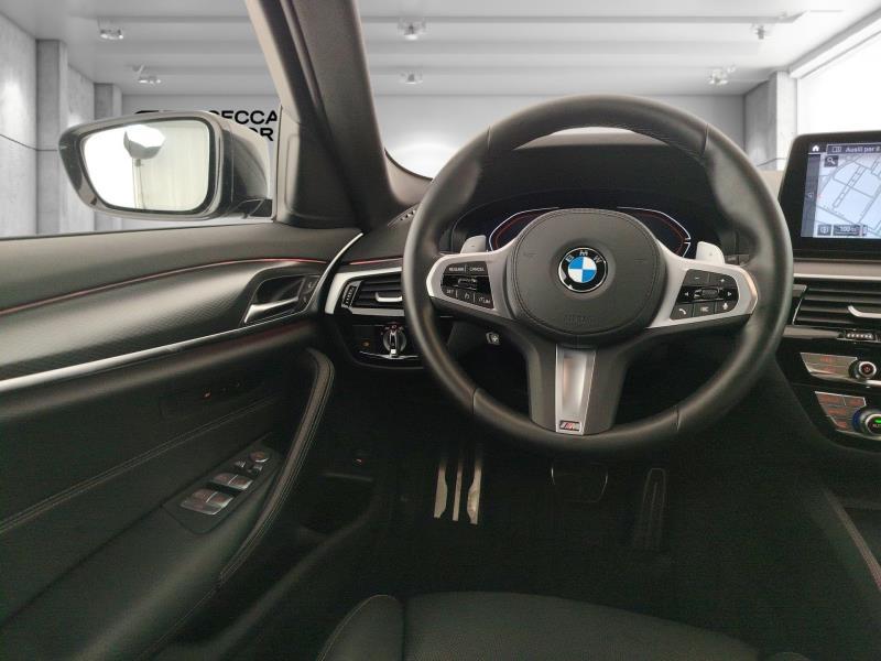 BMW 530d touring mhev 48v xdrive msport auto