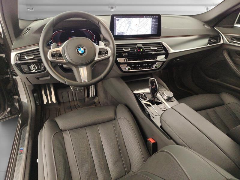 BMW 530d touring mhev 48v xdrive msport auto