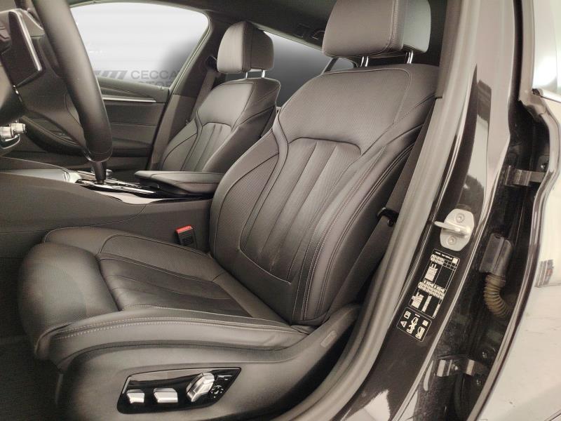 BMW 530d touring mhev 48v xdrive msport auto