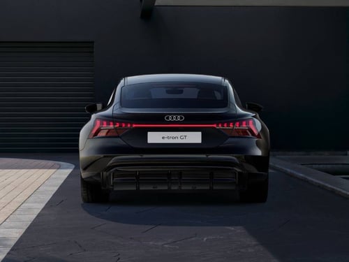 AUDI E-tron gt quattro