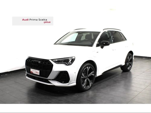 AUDI Q3 45 1.4 tfsi e identity black s-tronic