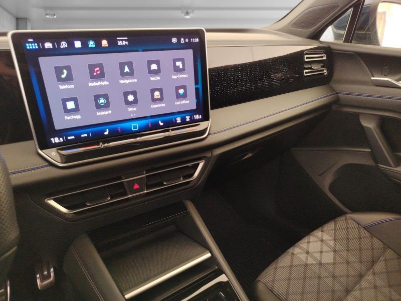 VOLKSWAGEN Tiguan 2.0 tdi r-line 150cv dsg
