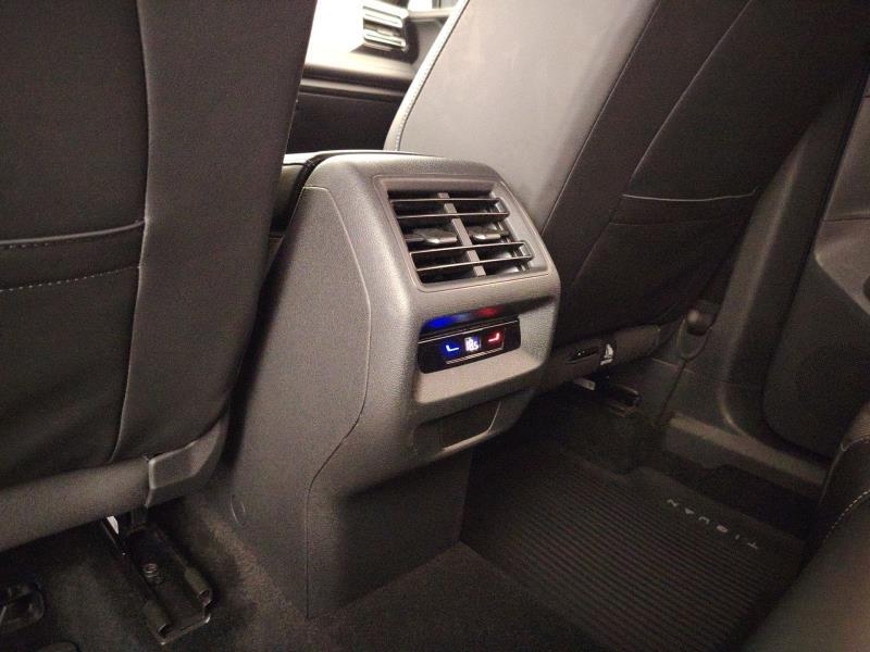 VOLKSWAGEN Tiguan 2.0 tdi r-line 150cv dsg
