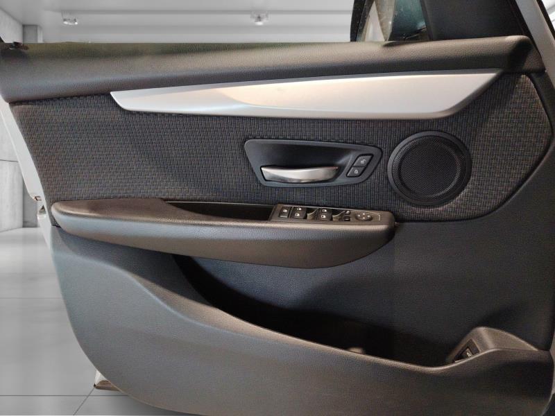 BMW 216d active tourer auto