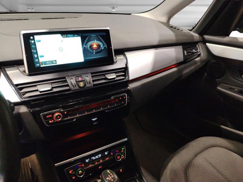 BMW 216d active tourer auto