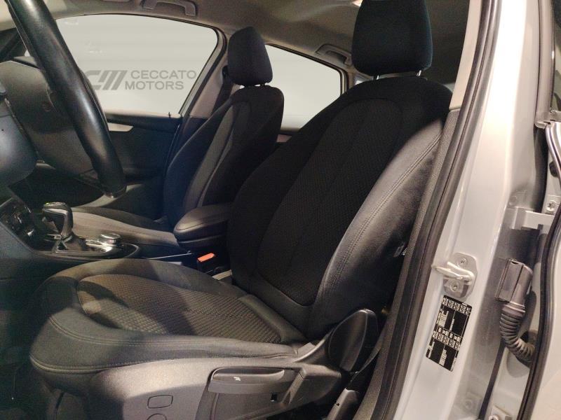 BMW 216d active tourer auto