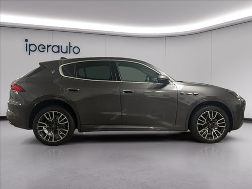 MASERATI Grecale 2.0 mhev grecale 250cv auto KM 0 - IVA ESPOSTA