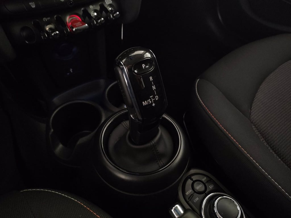 MINI Mini 5p 1.5 cooper classic auto