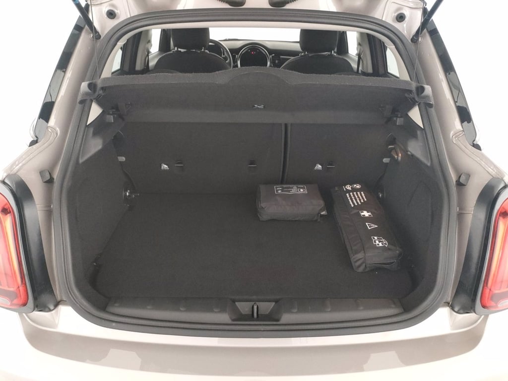 MINI Mini 5p 1.5 cooper classic auto