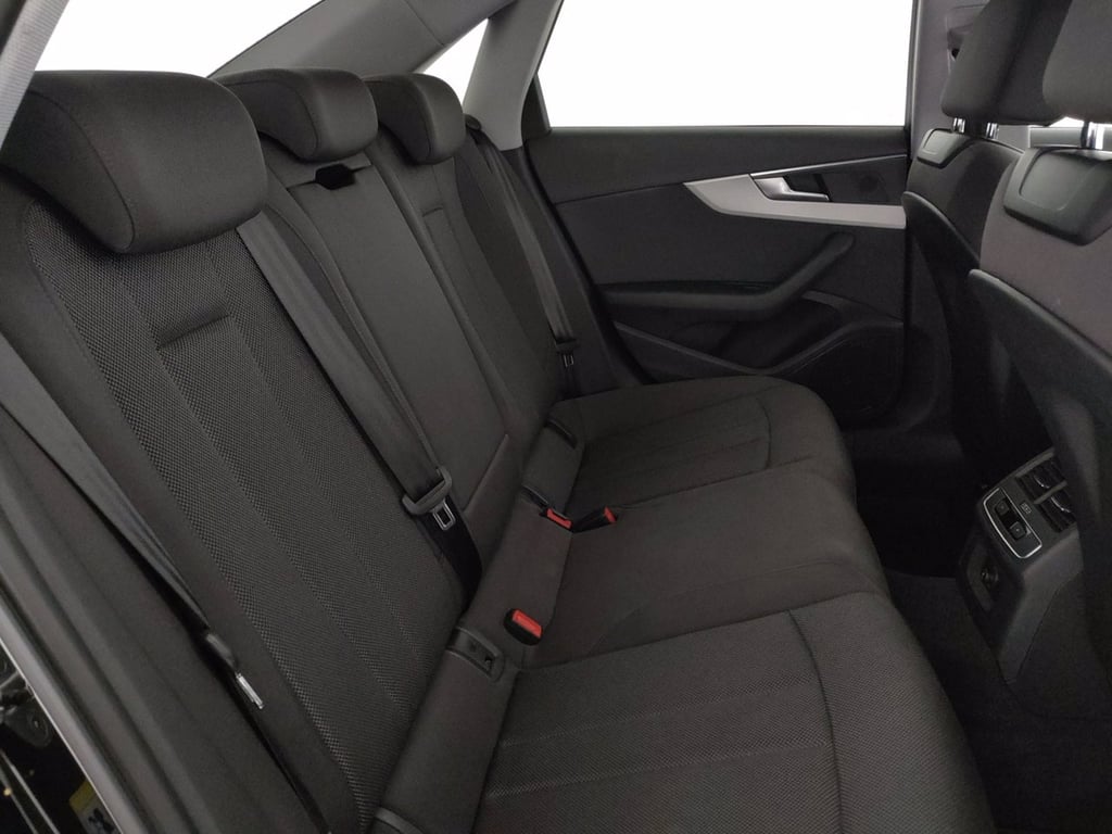 AUDI A4 30 2.0 tdi mhev business advanced 136cv s-tronic