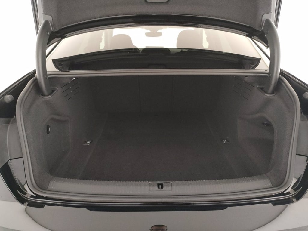 AUDI A4 30 2.0 tdi mhev business advanced 136cv s-tronic