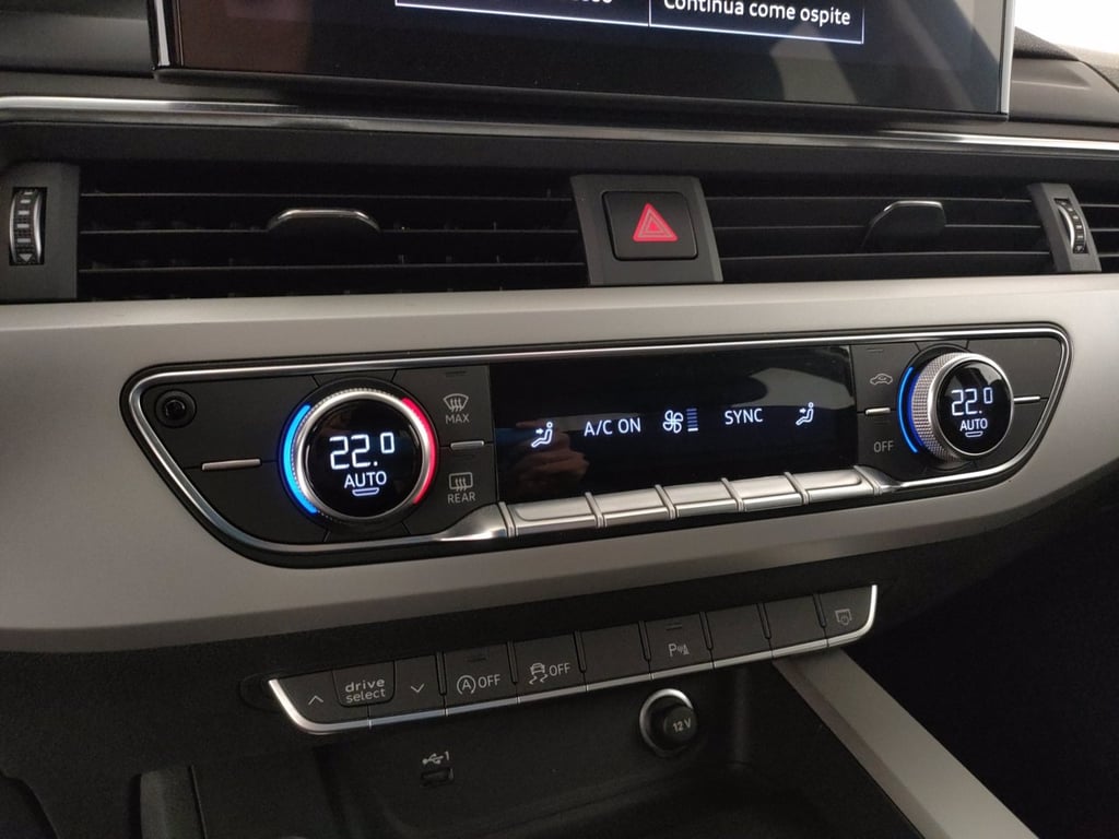 AUDI A4 30 2.0 tdi mhev business advanced 136cv s-tronic
