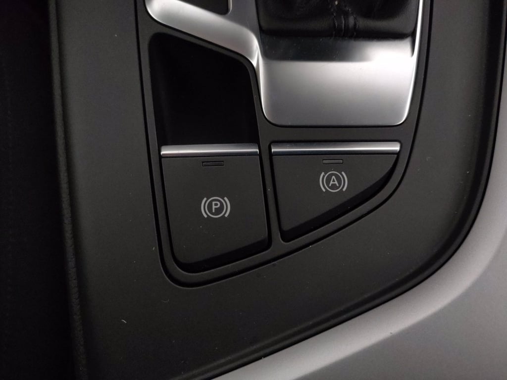 AUDI A4 30 2.0 tdi mhev business advanced 136cv s-tronic