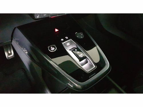 AUDI Q4 e-tron 40