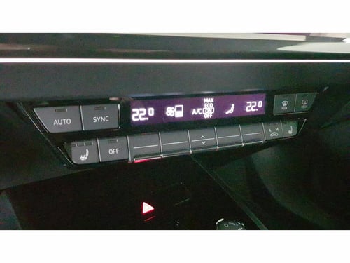 AUDI Q4 e-tron 40