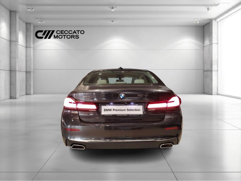 BMW 520d mhev 48v xdrive luxury auto