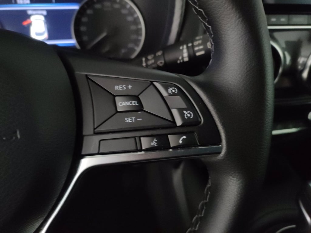 NISSAN Juke 1.6 hev n-connecta