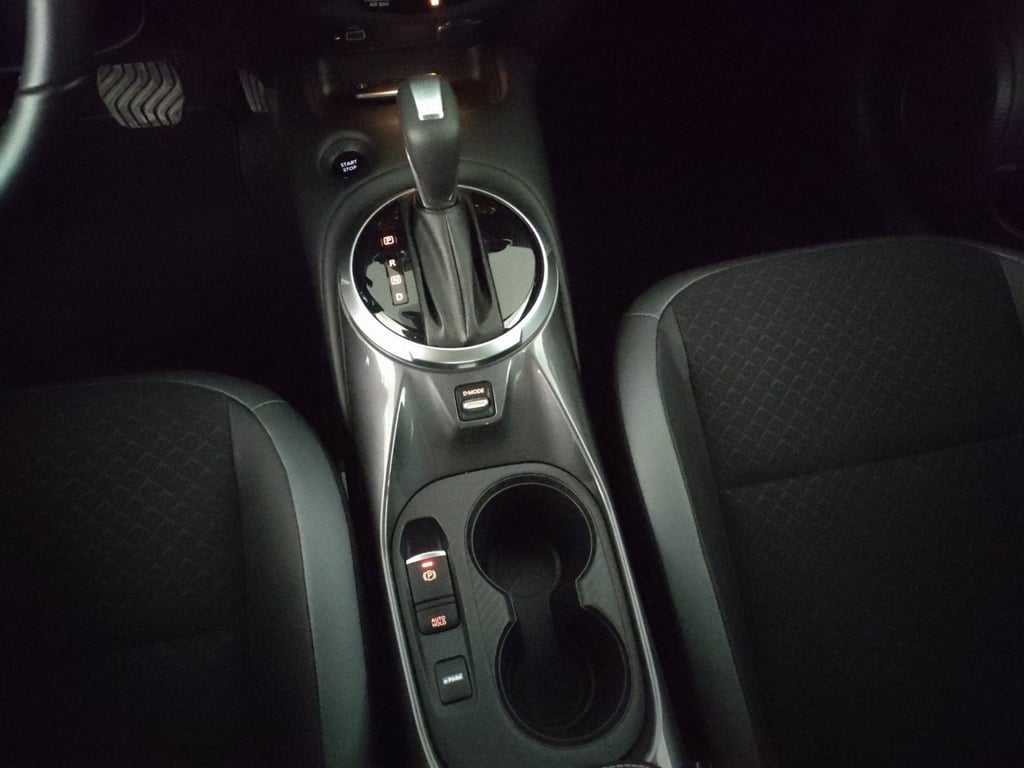 NISSAN Juke 1.6 hev n-connecta