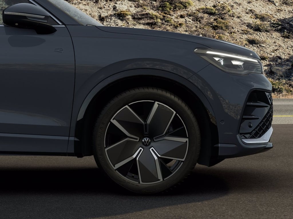 VOLKSWAGEN Tiguan 2.0 tdi r-line plus 150cv dsg