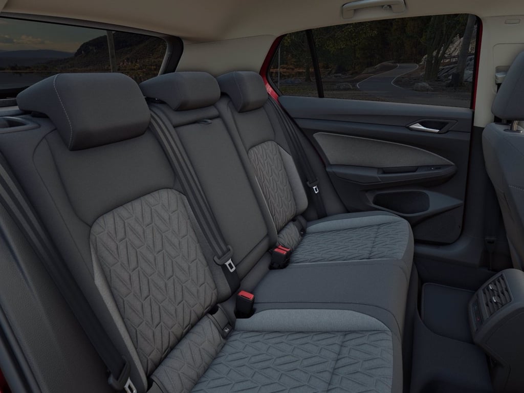 VOLKSWAGEN Golf 1.5 tsi ehybrid edition plus 204cv dsg