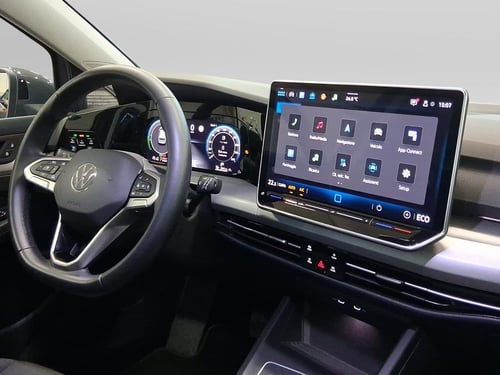 VOLKSWAGEN Golf 1.5 tsi ehybrid life 204cv dsg
