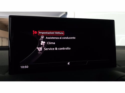 AUDI Q2 30 2.0 tdi admired s-tronic