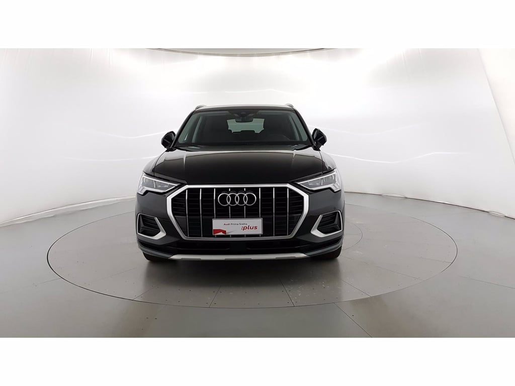 AUDI Q3 35 2.0 tdi business advanced s-tronic