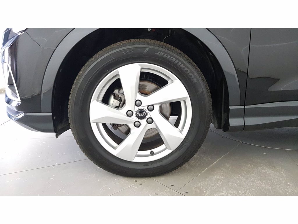 AUDI Q3 35 2.0 tdi business advanced s-tronic