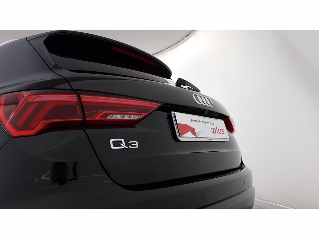 AUDI Q3 35 2.0 tdi business advanced s-tronic