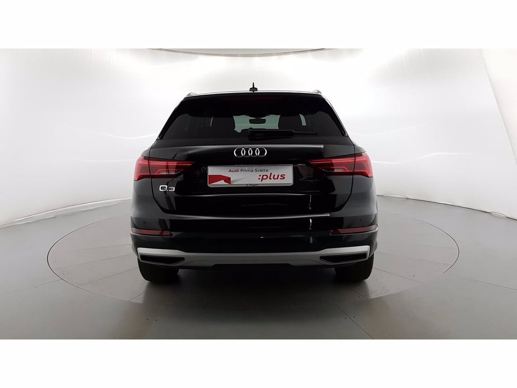 AUDI Q3 35 2.0 tdi business advanced s-tronic