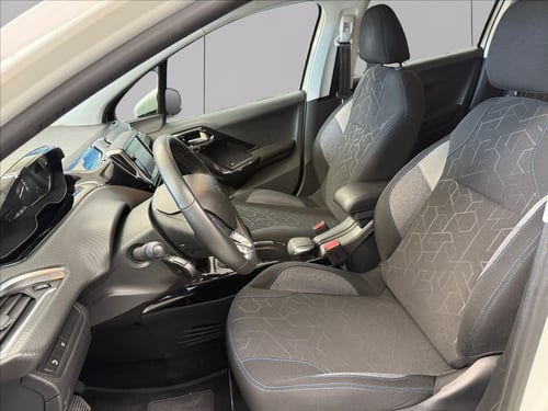 PEUGEOT 2008 1.2 puretech Signature s&s 82cv